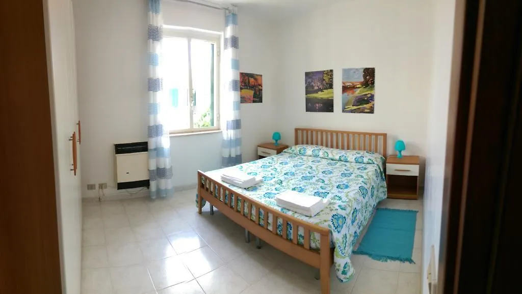 Casa Anna & Bruna مارينا دي راغوزا